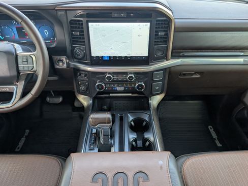 Used 2025 Ford F150 King Ranch w/ FX4 Off-Road Package AWD/4WD image 7