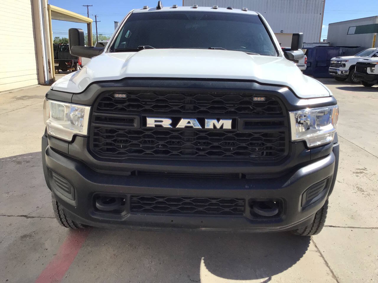 Used 2022 RAM 5500 Tradesman w/ Max Tow Package AWD/4WD image 4