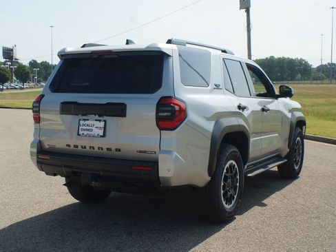 Used 2026 Toyota 4Runner TRD Off-Road Premium w/ Tow Technology Package AWD/4WD image 21