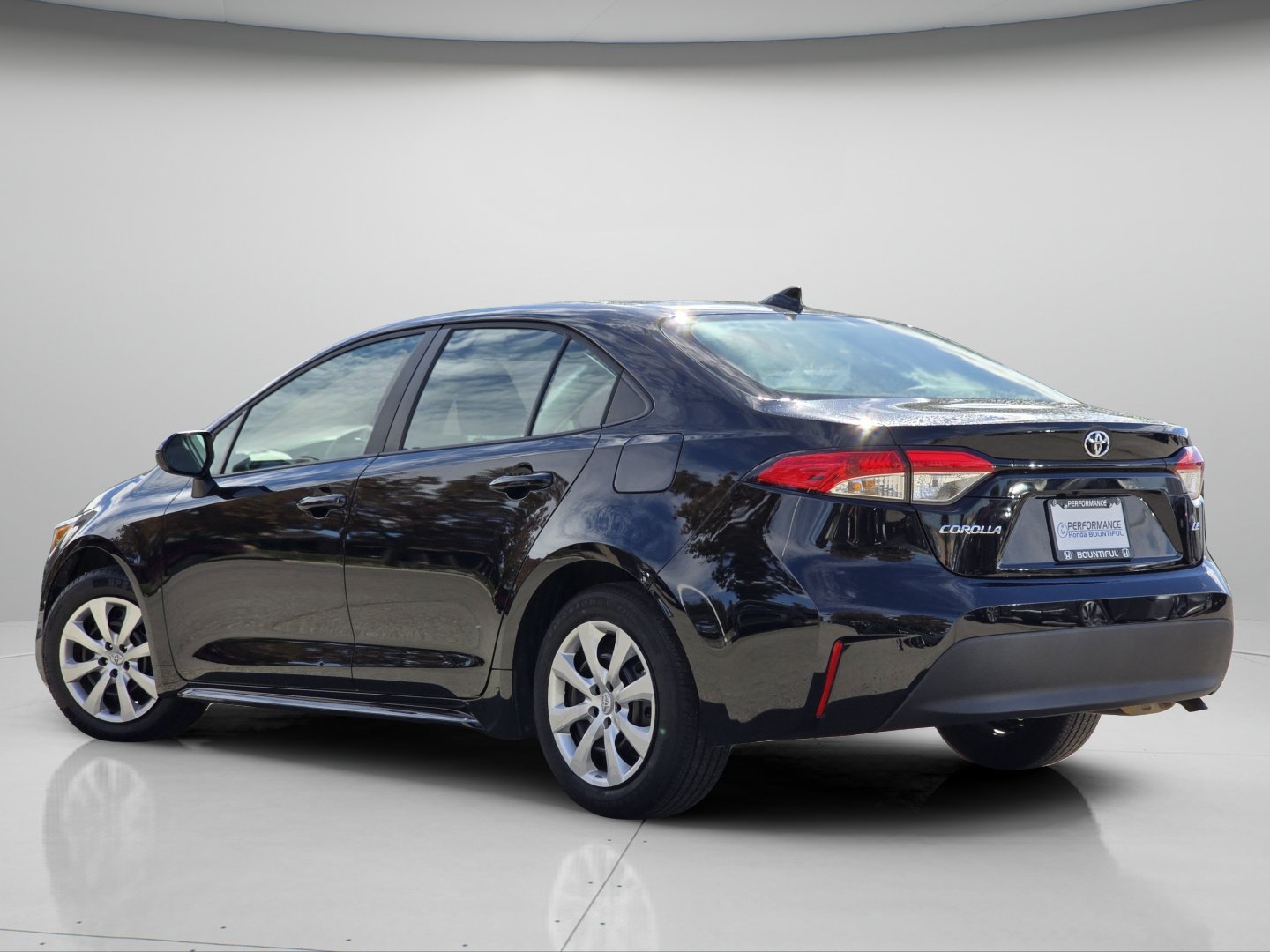Used 2026 Toyota Corolla LE FWD image 20