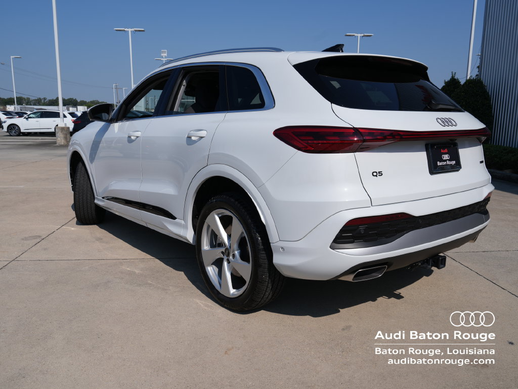 Used 2025 Audi Q5 Premium Plus AWD/4WD image 3