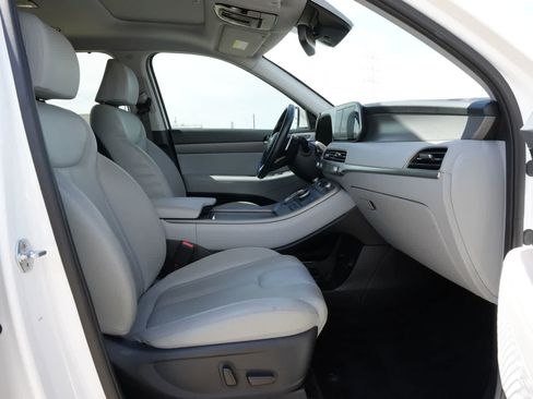 Used 2021 Hyundai Palisade SEL w/ Premium Package FWD image 21