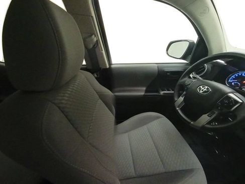 Certified 2023 Toyota Tacoma SR5 AWD/4WD image 26