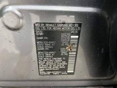 Used 2015 Nissan Rogue SV AWD/4WD image 27