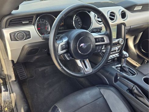 Used 2016 Ford Mustang Premium RWD image 26