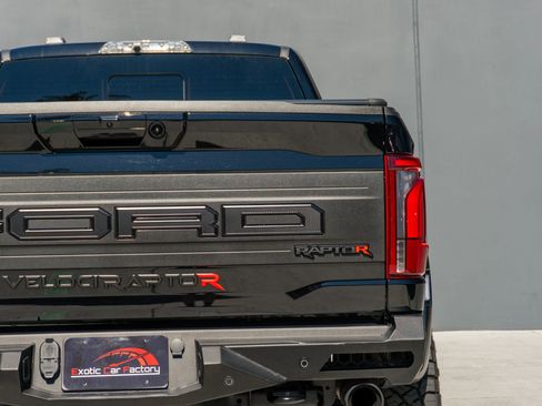 Used 2025 Ford F150 Raptor w/ Equipment Group 803A Raptor R image 50