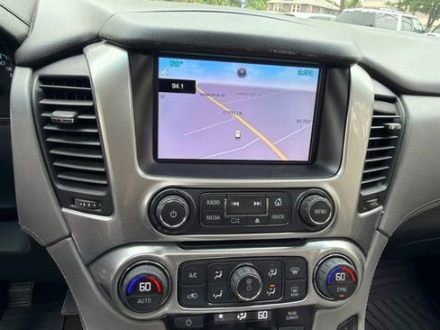 Used 2015 Chevrolet Suburban LT AWD/4WD image 17