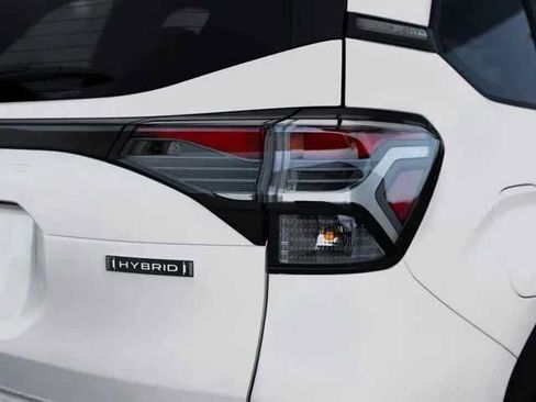 New 2026 Subaru Forester Touring AWD/4WD image 12