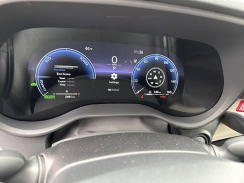 Used 2025 Toyota Sienna Platinum image 14