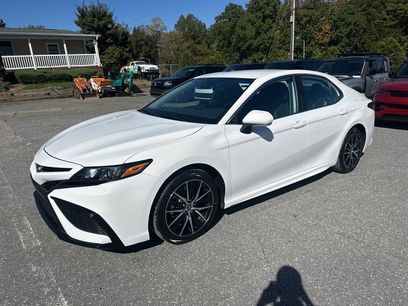 Used 2024 Toyota Camry SE
