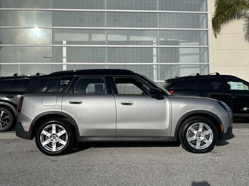 Used 2025 MINI Cooper Countryman S image 10
