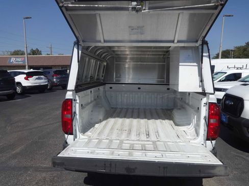 Used 2022 Chevrolet Colorado W/T w/ WT Convenience Package image 8