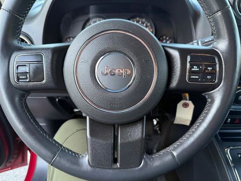 Used 2016 Jeep Patriot Latitude image 27