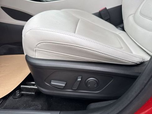 Used 2023 Hyundai Tucson SEL w/ Convenience Package image 11