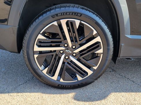 Used 2026 Chevrolet Equinox RS FWD image 5