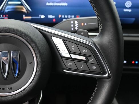 Used 2024 Buick Envision Preferred image 13