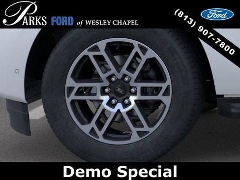 New 2026 Ford Expedition Max Active RWD image 19