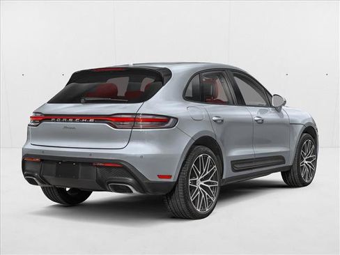 New 2026 Porsche Macan image 2