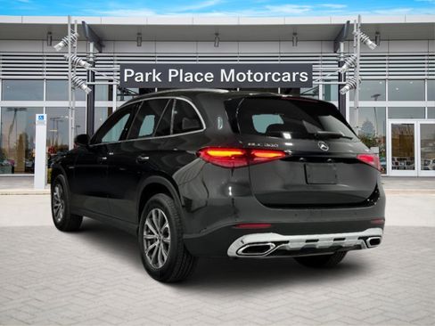Certified 2025 Mercedes-Benz GLC 300 300 image 3