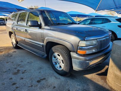 Used 2001 Chevrolet Suburban LT w/ LT Preferred Equipment Group