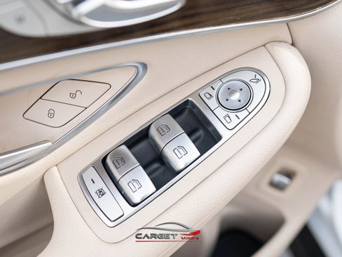 Used 2020 Mercedes-Benz GLC 300 4MATIC Coupe w/ Parking Assistance Package image 38