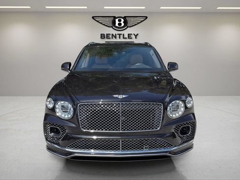 Certified 2023 Bentley Bentayga AWD/4WD image 11