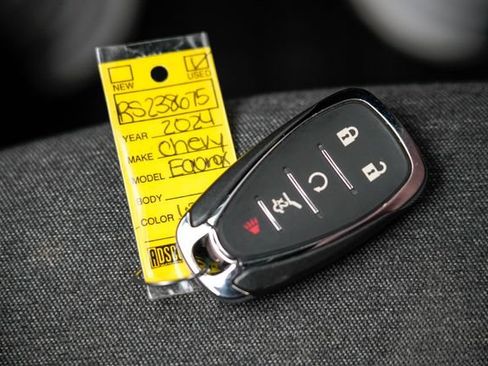 Used 2024 Chevrolet Equinox LT AWD/4WD image 35