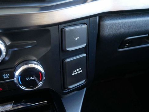 Used 2025 Ford F450 Lariat w/ FX4 Off-Road Package image 28