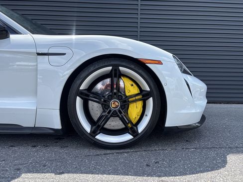 Certified 2020 Porsche Taycan Turbo S image 9
