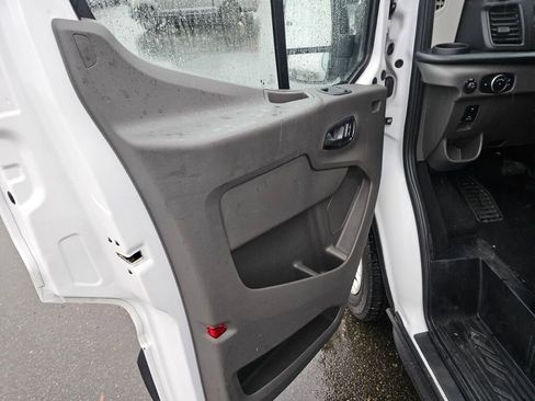 Used 2023 Ford Transit 350 XLT image 16