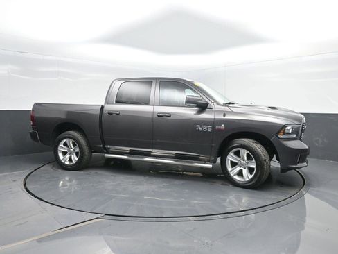Used 2015 RAM 1500 Sport w/ Convenience Group image 3