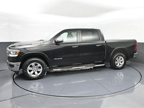 Used 2019 RAM 1500 Laramie AWD/4WD image 28