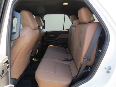 Used 2026 Toyota 4Runner Limited AWD/4WD image 15