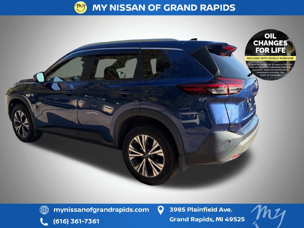Certified 2023 Nissan Rogue SV w/ SV Premium B Package AWD/4WD image 6