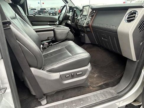 Used 2013 Ford F250 Lariat image 21