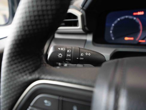 Certified 2025 Toyota Tacoma TRD Off-Road w/ TRD Off Road Premium Package image 13