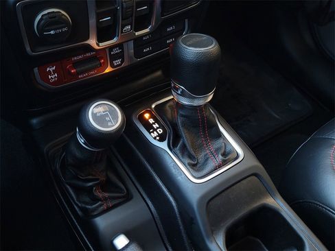 Used 2021 Jeep Gladiator Rubicon w/ Dual Top Group image 20