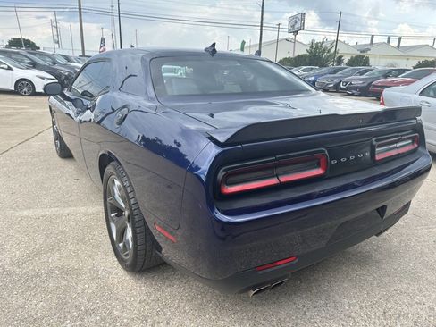 Used 2015 Dodge Challenger R/T Plus RWD image 12