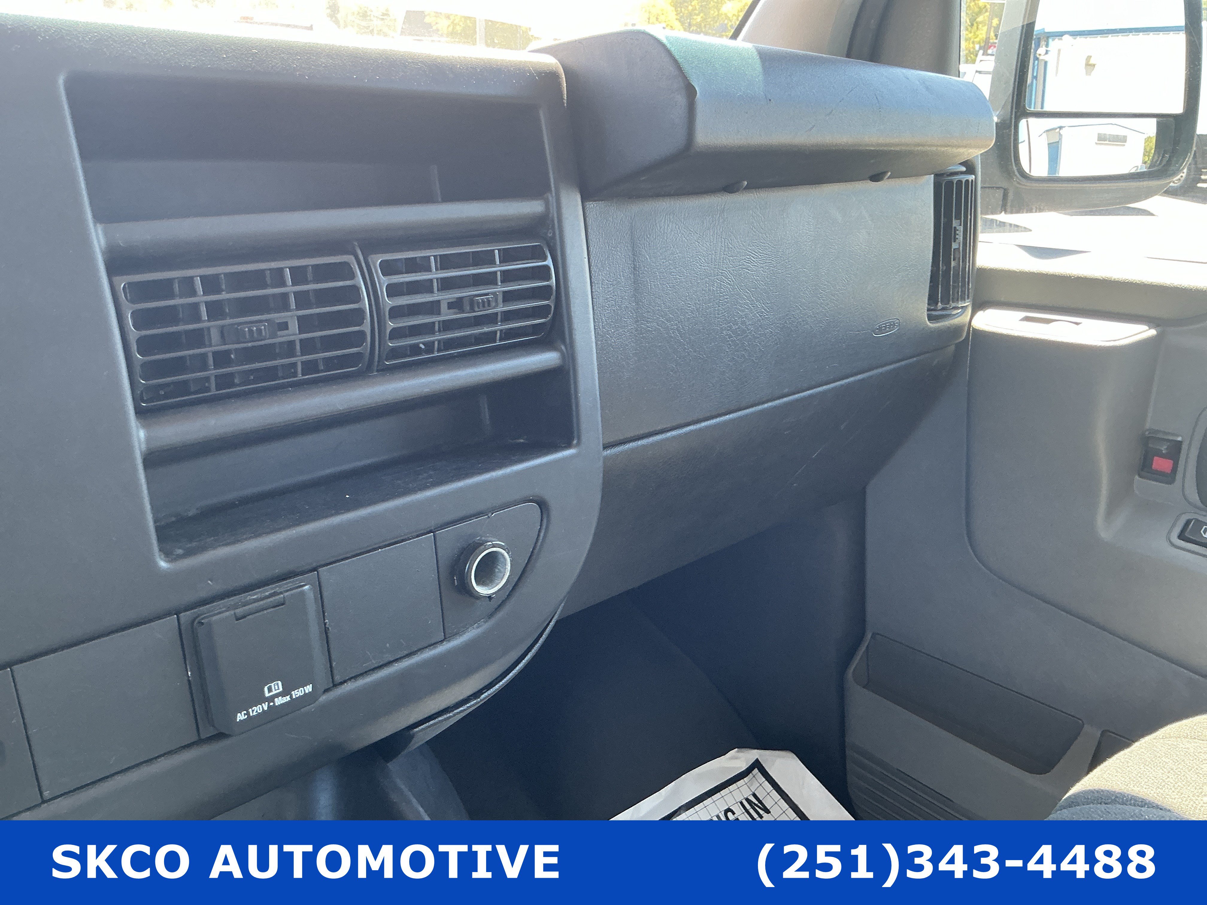 Used 2019 Chevrolet Express 2500 w/ Driver Convenience Package RWD image 24