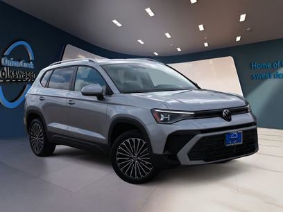 New 2026 Volkswagen Taos SE