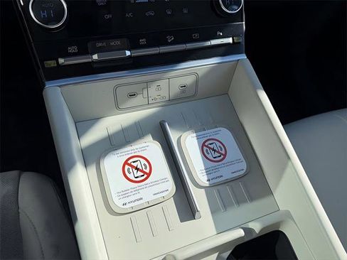 New 2026 Hyundai Santa Fe SE image 23