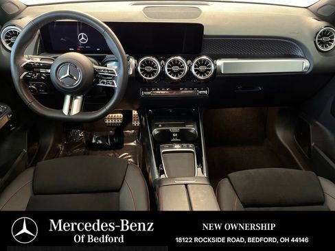 Used 2026 Mercedes-Benz GLB 250 4MATIC image 21