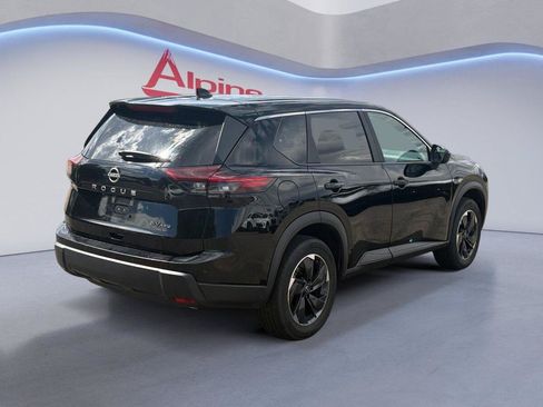 Used 2024 Nissan Rogue SV AWD/4WD image 5