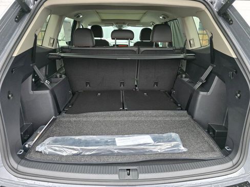 New 2026 Volkswagen Atlas Peak Edition AWD/4WD image 14