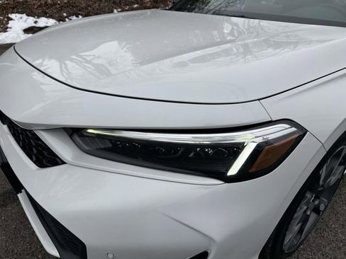 Certified 2025 Honda Civic Sport Touring image 8