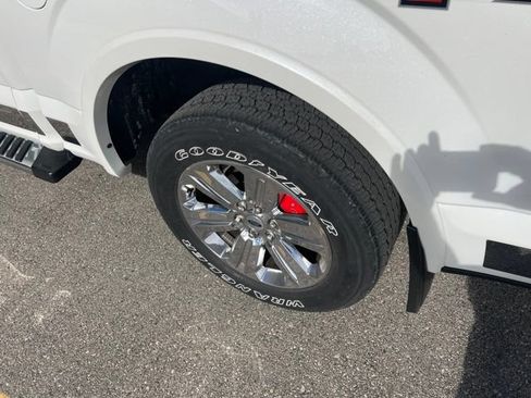 Used 2020 Ford F150 Lariat w/ Equipment Group 502A Luxury AWD/4WD image 7