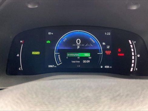 Used 2025 Toyota Camry SE image 23