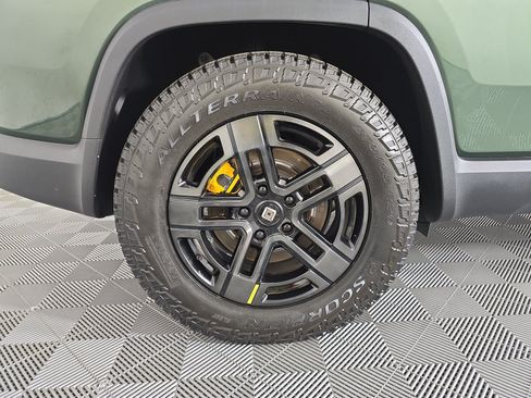 Used 2023 Rivian R1S Adventure AWD/4WD image 12