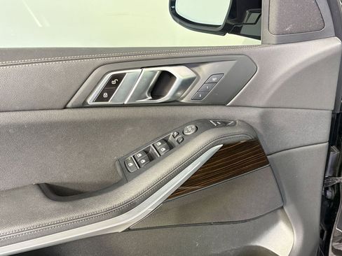 Used 2021 BMW X5 xDrive40i w/ Convenience Package AWD/4WD image 24