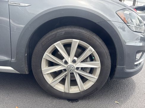 Used 2019 Volkswagen Golf Alltrack AWD/4WD image 13